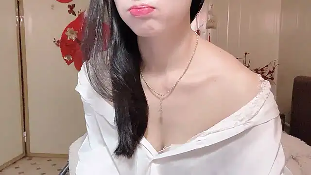 Snapshot of LinhChi_9x chatting on 6, 7, 2026 LinhChi 9x online show from 6, 7, 2026