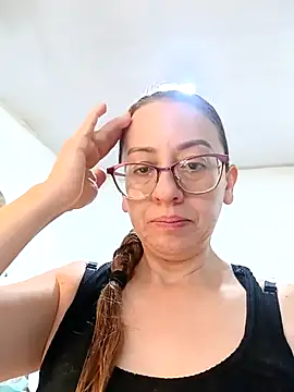 miss hanna07 online show from 14, 4, 2026