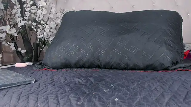 Annieefoxx online show from 21, 2, 2025