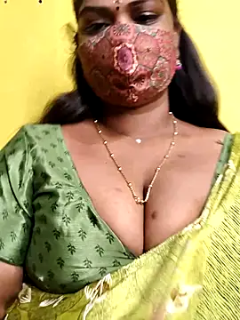 Snapshot of mayaa2u chatting on 7, 7, 2026 mayaa2u online show from 7, 7, 2026