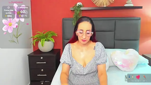 jadde13  online show from 6, 12, 2024