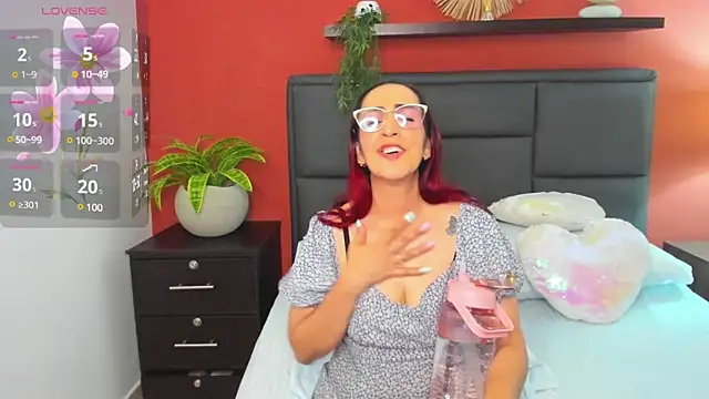 jadde13  online show from 6, 12, 2024