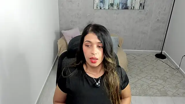Snapshot of gia_watsonn chatting on 20, 6, 2026 gia watsonn online show from 20, 6, 2026