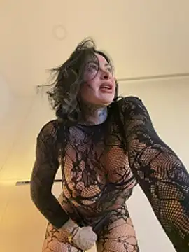 Iam Annii online show from 8, 3, 2026