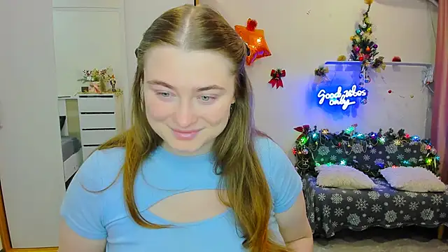 Snapshot of Demure_Smile chatting on 3, 12, 2024 Demure Smile online show from 3, 12, 2024