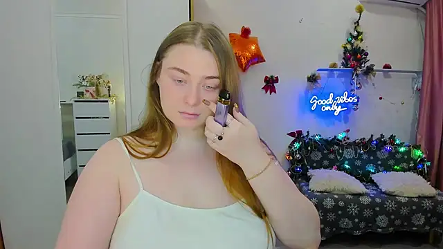 Snapshot of Demure_Smile chatting on 4, 12, 2024 Demure Smile online show from 4, 12, 2024