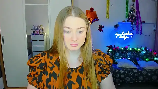 Snapshot of Demure_Smile chatting on 5, 12, 2024 Demure Smile online show from 5, 12, 2024