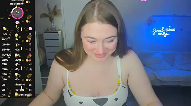 Snapshot of Demure_Smile chatting on 26, 1, 2025 Demure Smile online show from 26, 1, 2025