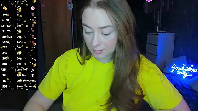 Snapshot of Demure_Smile chatting on 10, 3, 2025 Demure Smile online show from 10, 3, 2025