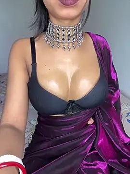 Hot-sexy222 online show from 6, 12, 2024