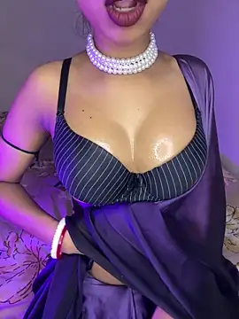 Hot-sexy222 online show from 29, 1, 2025