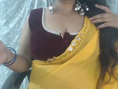 Snapshot of cute-priy chatting on 20, 7, 2026 cute-priy online show from 20, 7, 2026