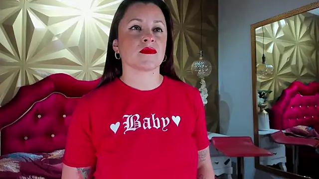 Snapshot of BarbaraTyleer chatting on 6, 1, 2025 BarbaraTyleer online show from 6, 1, 2025