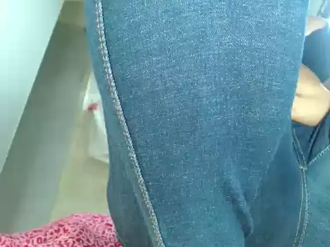 Snapshot of hornymilf_69xxx chatting on 10, 2, 2026 hornymilf 69xxx online show from 10, 2, 2026