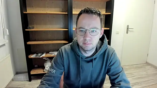 Snapshot of green_oasis100 chatting on 8, 1, 2025 green oasis100 online show from 8, 1, 2025