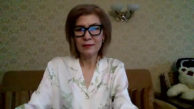 Elegant00Lady online show from 8, 1, 2026