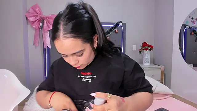 emma lye online show from 14, 12, 2025