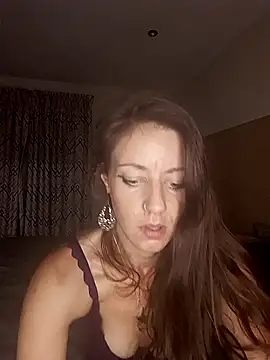 Snapshot of Missmesexycouple69 chatting on 18, 3, 2026 Missmesexycouple69 online show from 18, 3, 2026