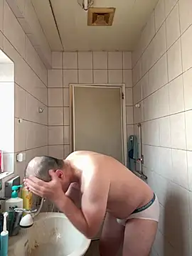 Snapshot of chih515 chatting on 7, 3, 2025 chih515 online show from 7, 3, 2025