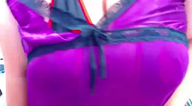 NaomyPrinces online show from 19, 2, 2025