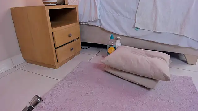  angela x online show from 3, 2, 2025