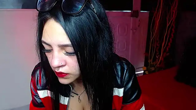 Violettasquirt online show from 9, 1, 2026