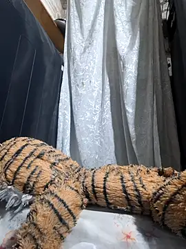 LunaDrago online show from 28, 3, 2026