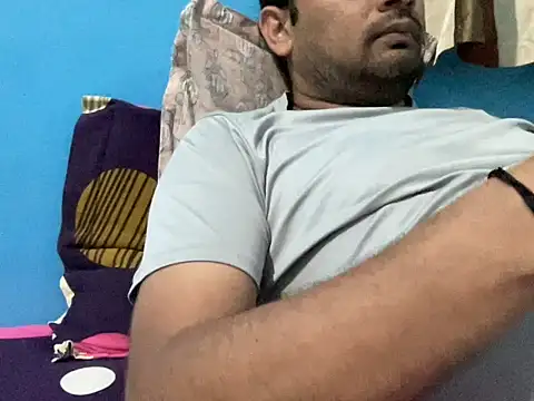 NiceBoy9099 online show from 8, 11, 2025