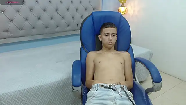 Xavii18 online show from 12, 2, 2025