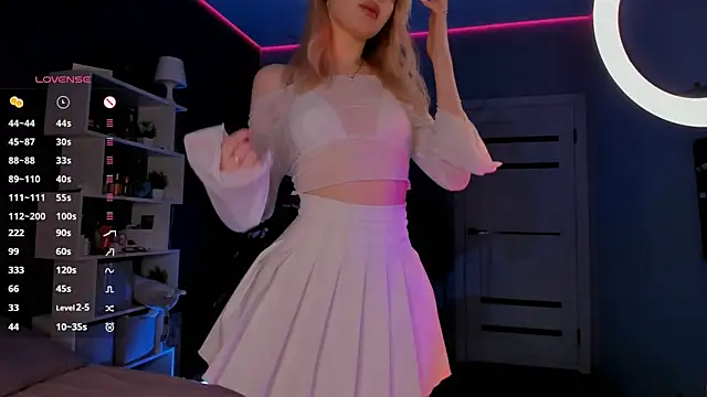 aneta alisha online show from 12, 1, 2025