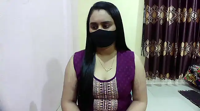 Snapshot of LovelyRose69 chatting on 1, 1, 2025 LovelyRose69 online show from 1, 1, 2025