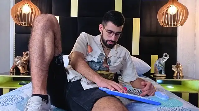 Ethan  Walker online show from 23, 9, 2025