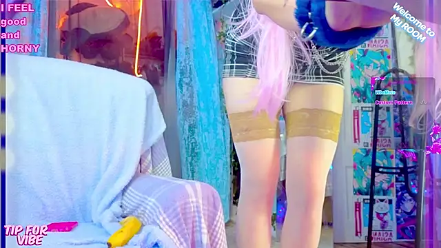 Snapshot of Toxic_Ellies chatting on 12, 1, 2025 Toxic Ellies online show from 12, 1, 2025