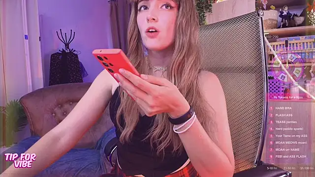 Snapshot of Toxic_Ellies chatting on 14, 9, 2025 Toxic Ellies online show from 14, 9, 2025