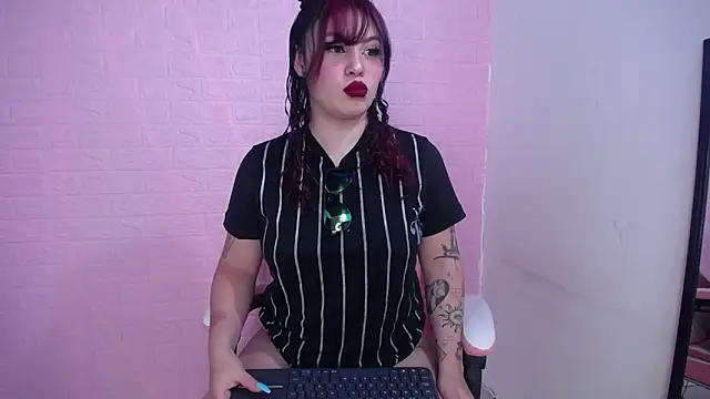 Snapshot of Dominic_Queen chatting on 3, 10, 2025 Dominic Queen online show from 3, 10, 2025