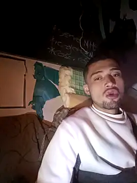 Snapshot of Suggarwhite18CM chatting on 13, 9, 2025 Suggarwhite18CM online show from 13, 9, 2025