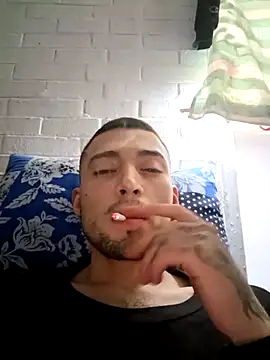 Snapshot of Suggarwhite18CM chatting on 1, 10, 2025 Suggarwhite18CM online show from 1, 10, 2025