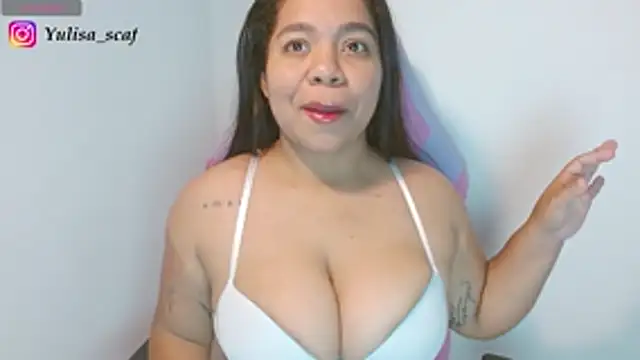 Snapshot of yulissa18 chatting on 15, 6, 2026 yulissa18 online show from 15, 6, 2026