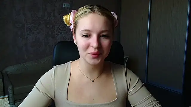 Snapshot of Milka_kiss_ chatting on 12, 5, 2026 Milka kiss online show from 12, 5, 2026
