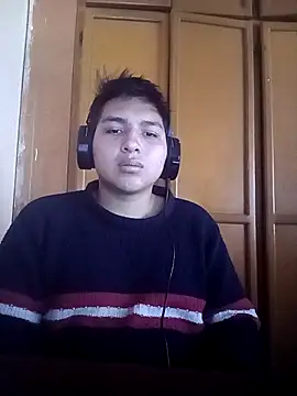 Snapshot of LoganFinds chatting on 1, 12, 2025 LoganFinds online show from 1, 12, 2025