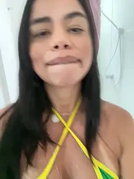 Snapshot of GrlAlice chatting on 27, 1, 2025 GrlAlice online show from 27, 1, 2025