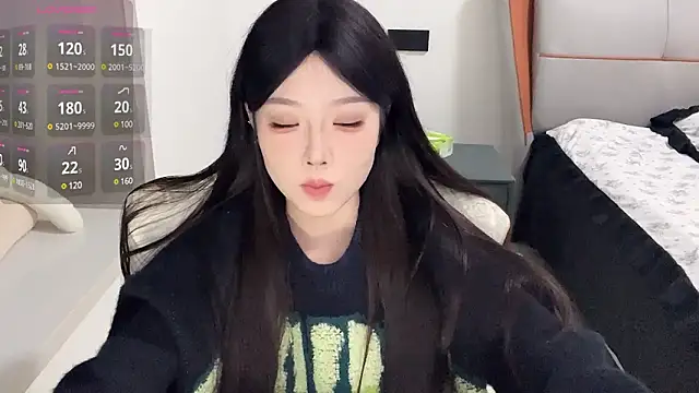 Q-ing online show from 10, 12, 2024