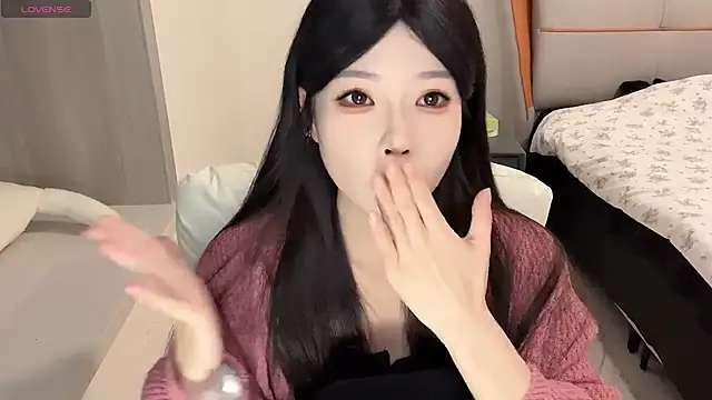 Q-ing online show from 14, 12, 2024