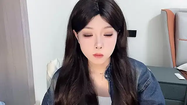 Q-ing online show from 16, 2, 2025