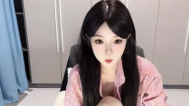 Q-ing online show from 11, 10, 2025