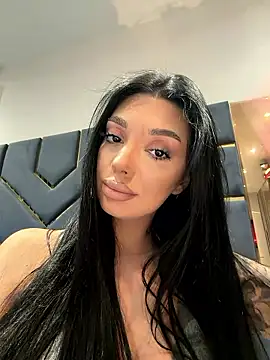 amirahylerr online show from 8, 1, 2026