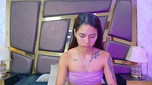 NicoleEsposito online show from 10, 11, 2025