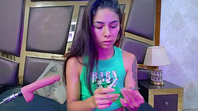 NicoleEsposito online show from 20, 11, 2025