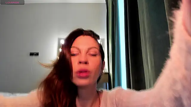 Selena Rase online show from 18, 1, 2026