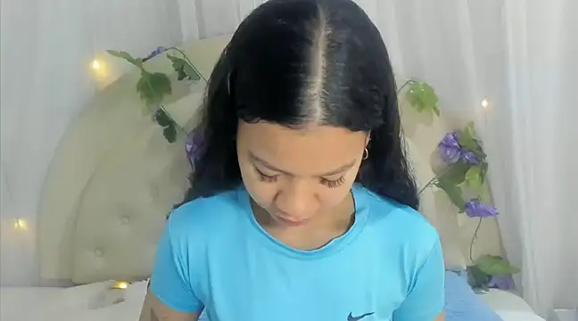 Snapshot of brithany_rousee chatting on 7, 1, 2025 brithany rousee online show from 7, 1, 2025